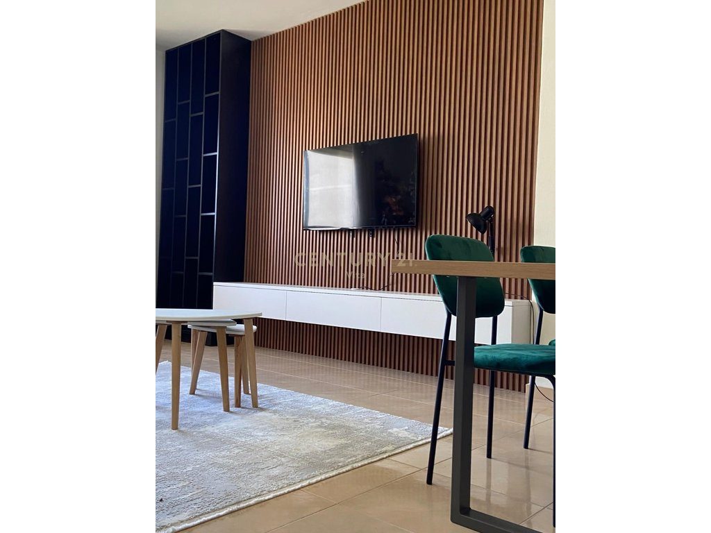 APARTAMENT 1+1 PER SHITJE NE DURRES !!!