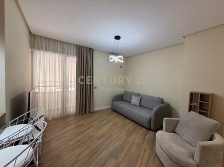 JEPET ME QIRA APARTAMENT 1+1 NE QENDER TE TIRANES (TEK USHTARI I PANJOHUR) !