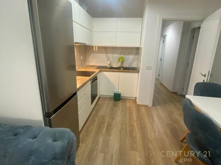 Jepet me qira apartament 1+1 te Liqeni i Thatë, në ndërtimet e Met Invest.