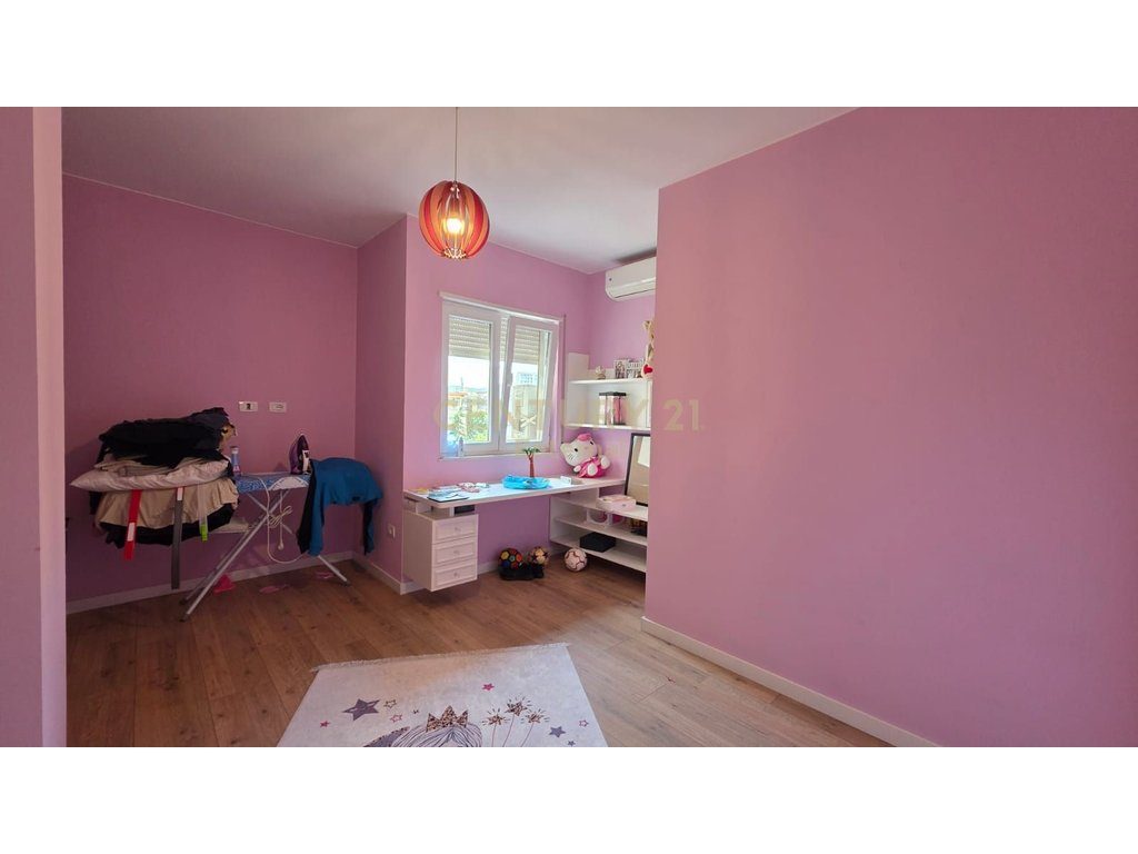 Apartament 2+1+2 tek Kompleksi 'Panorama'