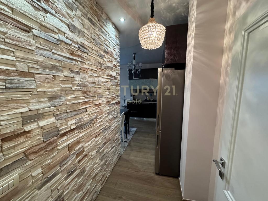 Apartament modern 2+1+2 në Fresk për qira