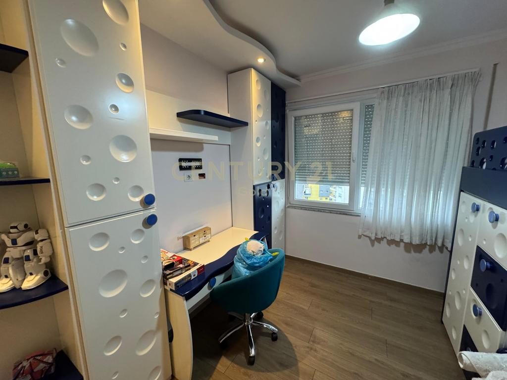 Apartament modern 2+1+2 në Fresk për qira