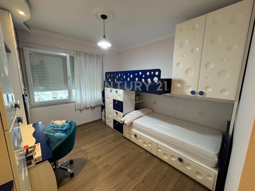 Apartament modern 2+1+2 në Fresk për qira