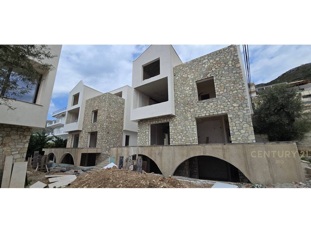 DUPLEX 2+1+3 NE QEPARO!