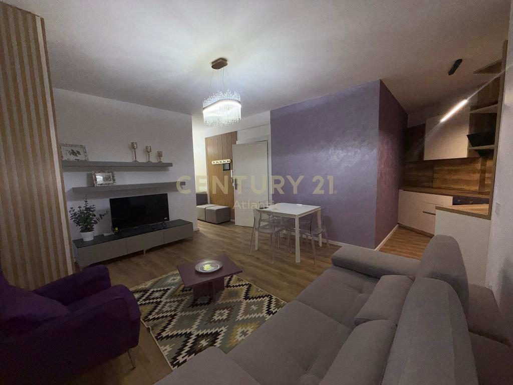 Apartament 2+1+97.6m2 verande  Për Shitje në Plepa, Durrës - 165,000€ | 164.6 m²
