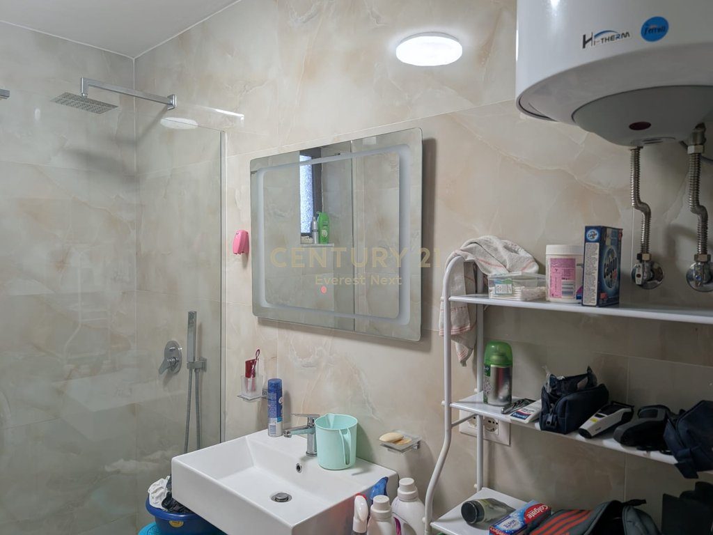 ISH-FUSHA E AVIACIONIT – SHITET APARTAMENT MODERN 2+1+2!!