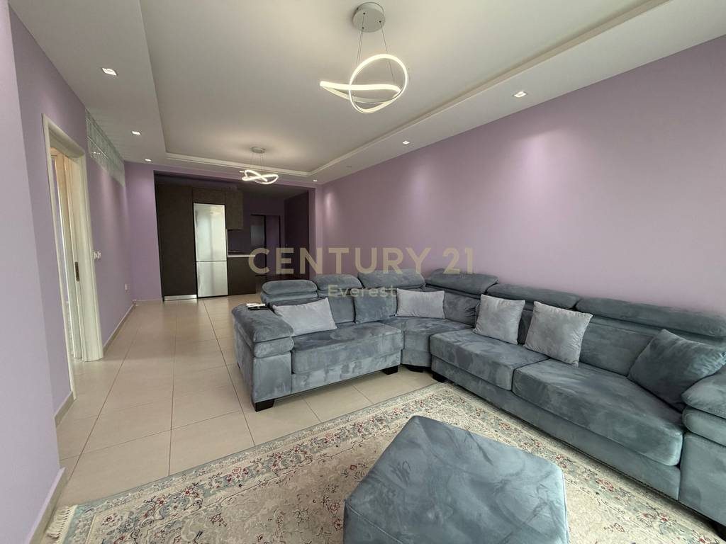 ISH RESTORANT DURRESI-SHESIM APARTAMENT 2+1+2