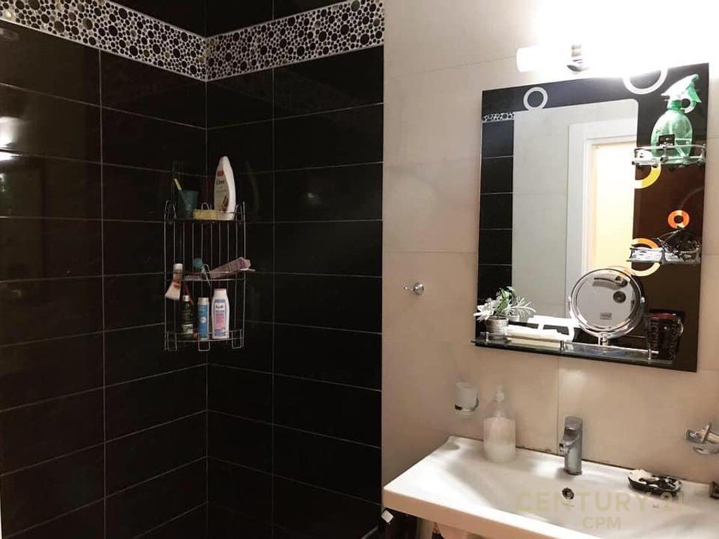 SUPER APARTAMENT ME QIRA 2+1 I MOBILUAR NË RESIDENCEN KODRA E DIELLIT 1