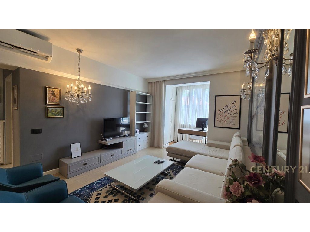 Apartament 3+1 Me Qira në Rruga e Durresit, Tiranë !!