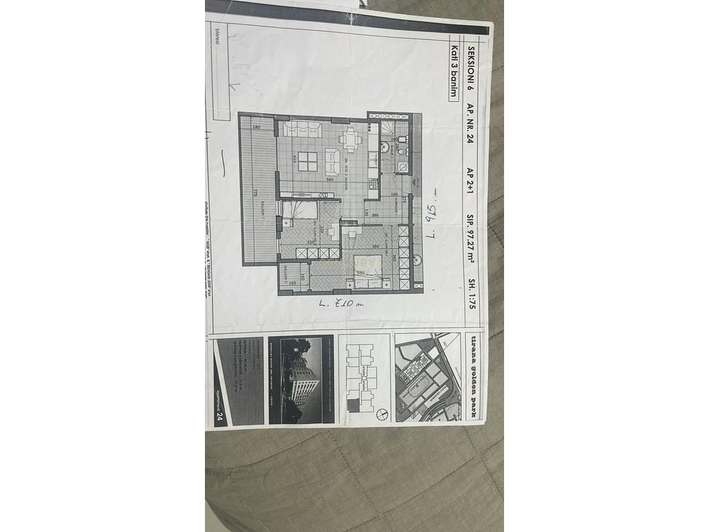 Apartament 2+1 per shijte te Golden park