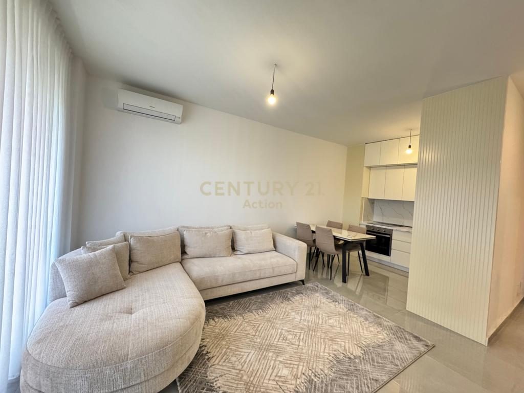 JEPET ME QIRA APARTAMENT MODERN 1+1 TEK FOLEJA E GJELBER,RING CENTER!