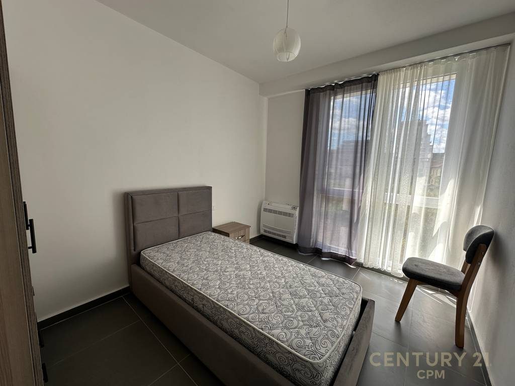 Apartament 2+1 Me Qira Rruga 5 Maji