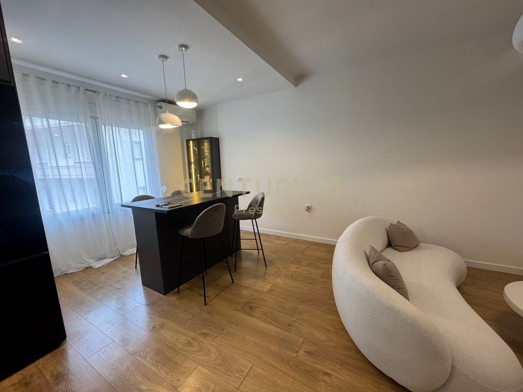 APARTAMENT 2+1 ME QIRA PRANE ELEONORES, KODRA E DIELLIT , TIRANE