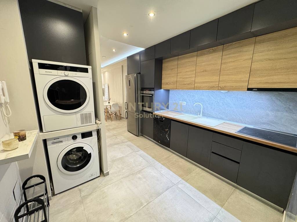 SHITET APARTAMENT 1+1+VERANDE TEK KODRA E DIELLIT 2!