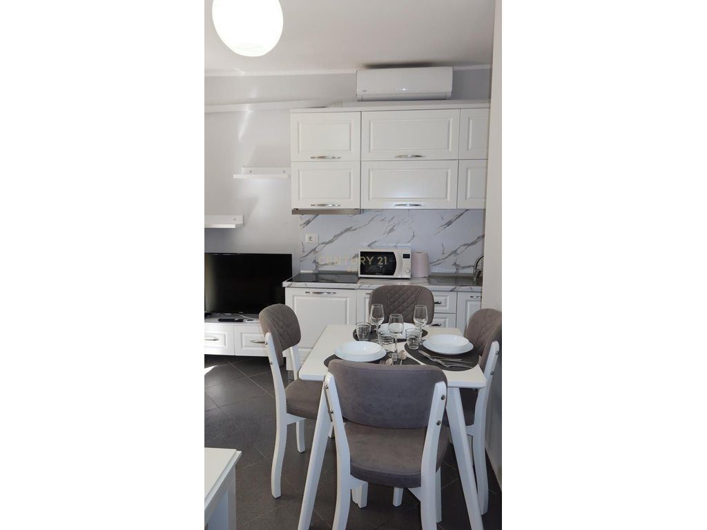 2 Apartamente 1+1në shitje në Golem, Durrës !