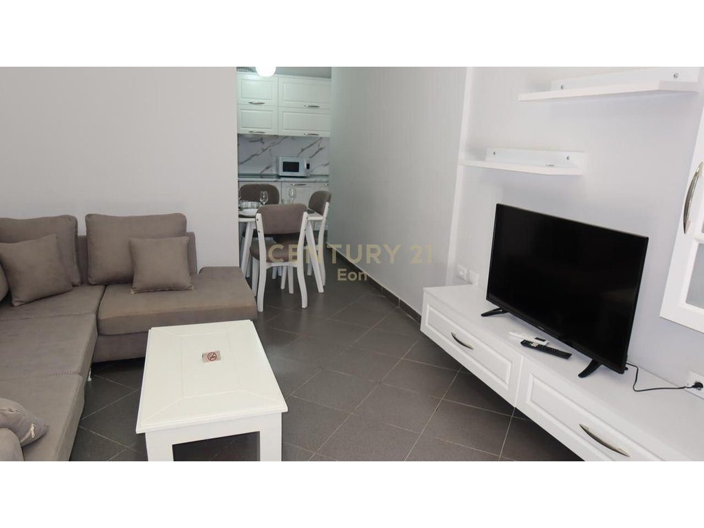 2 Apartamente 1+1në shitje në Golem, Durrës !