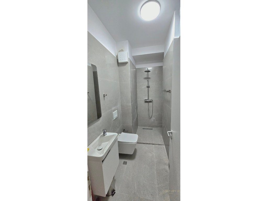 Zogu i Zi, apartament 1+1 per Qira