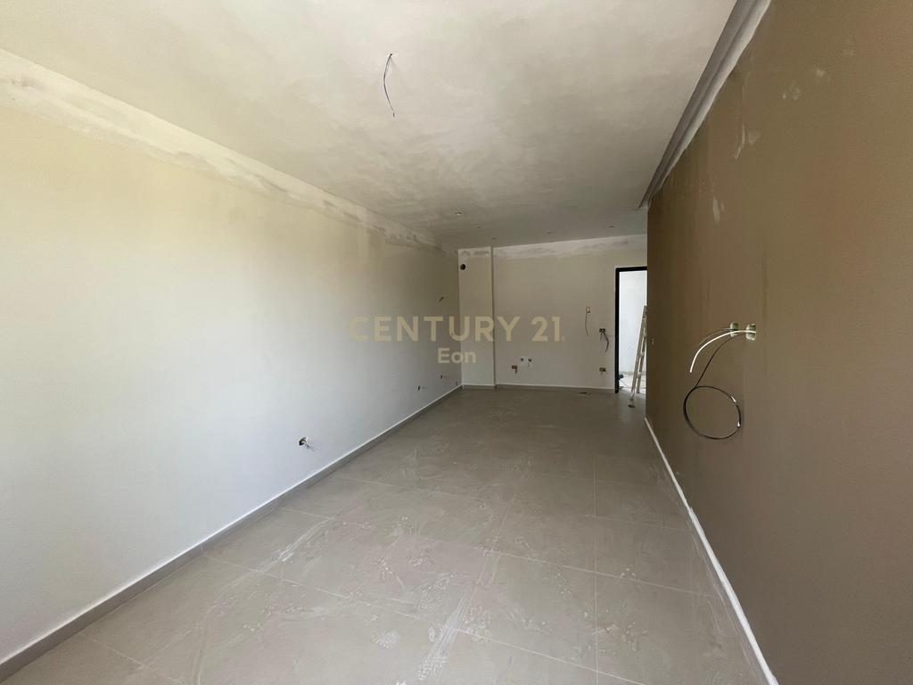 Apartament 1+1Për Shitje tek Paja Residence me pamje pishine, Mali i Robit !