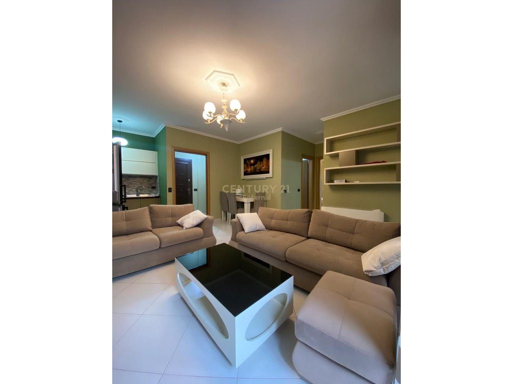 Shitet Apartament 2+1 ne Astir