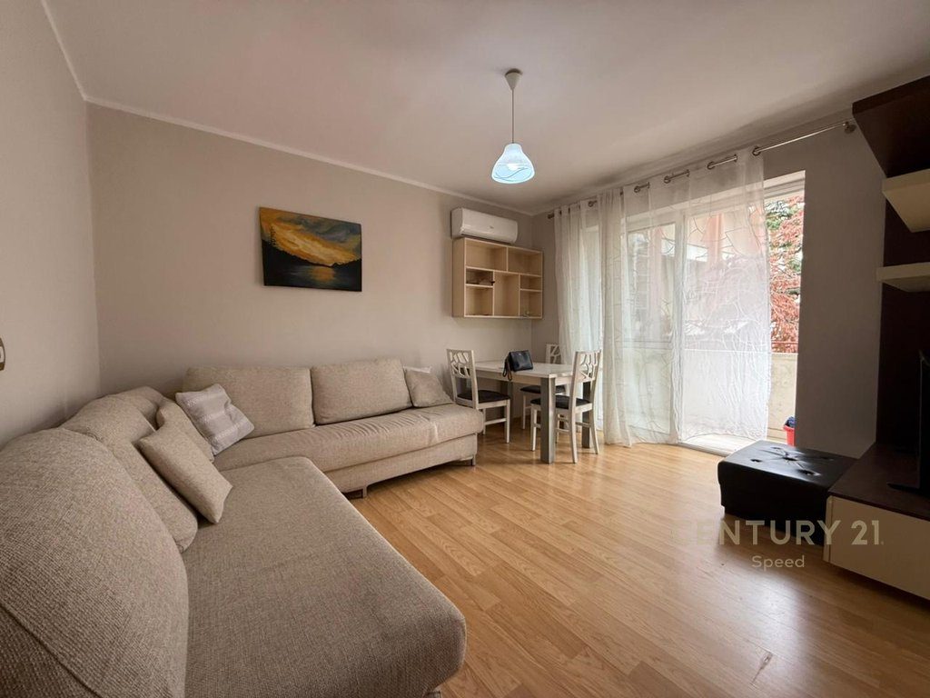 Apartament 1+1 për shitje në Ish-Stacionin e Fundit të Tiranës së Re!!