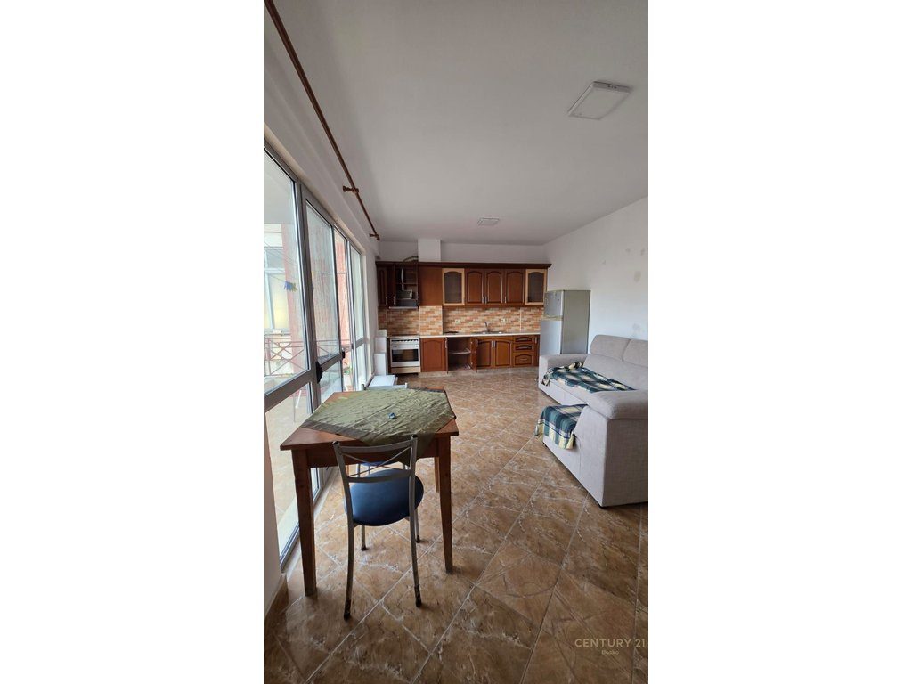 Shitet Apartament 1+1 , Kodra e Diellit