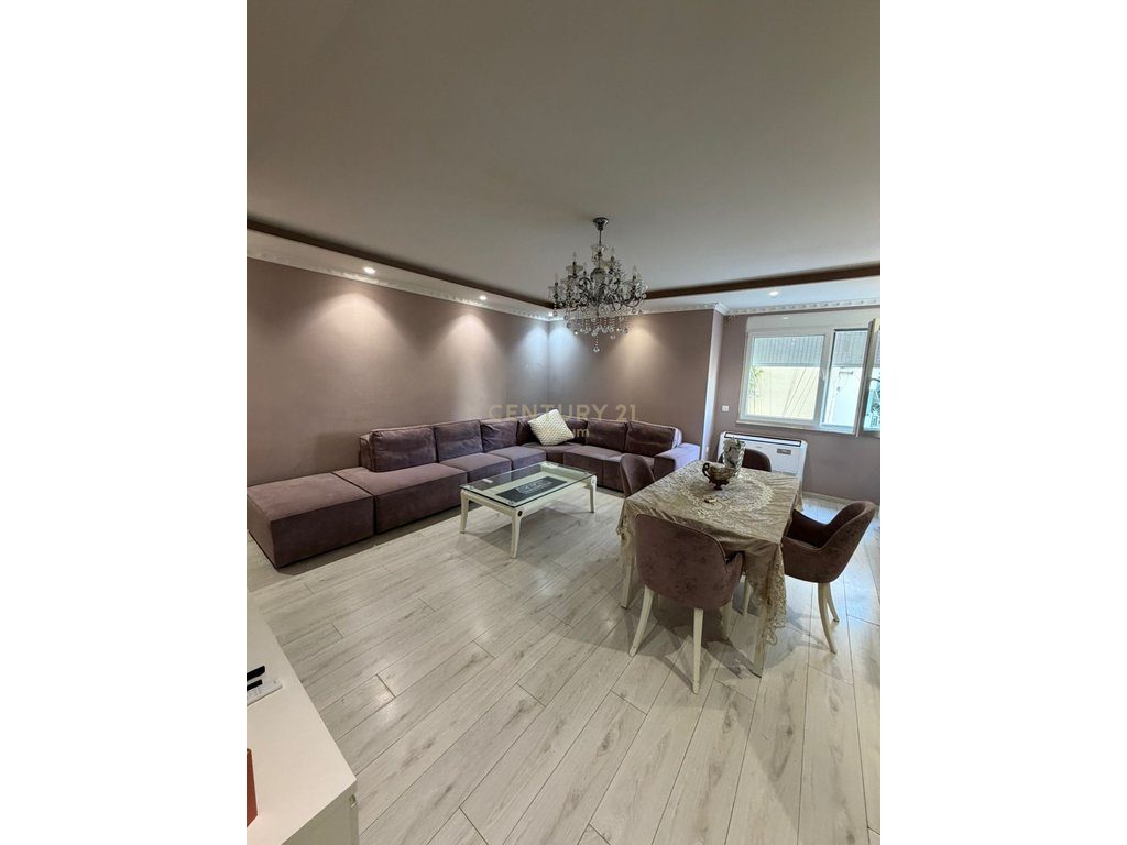 APARTAMENT PER SHITJE 3+1+2 NE KOMUNEN E PARISIT!!!
