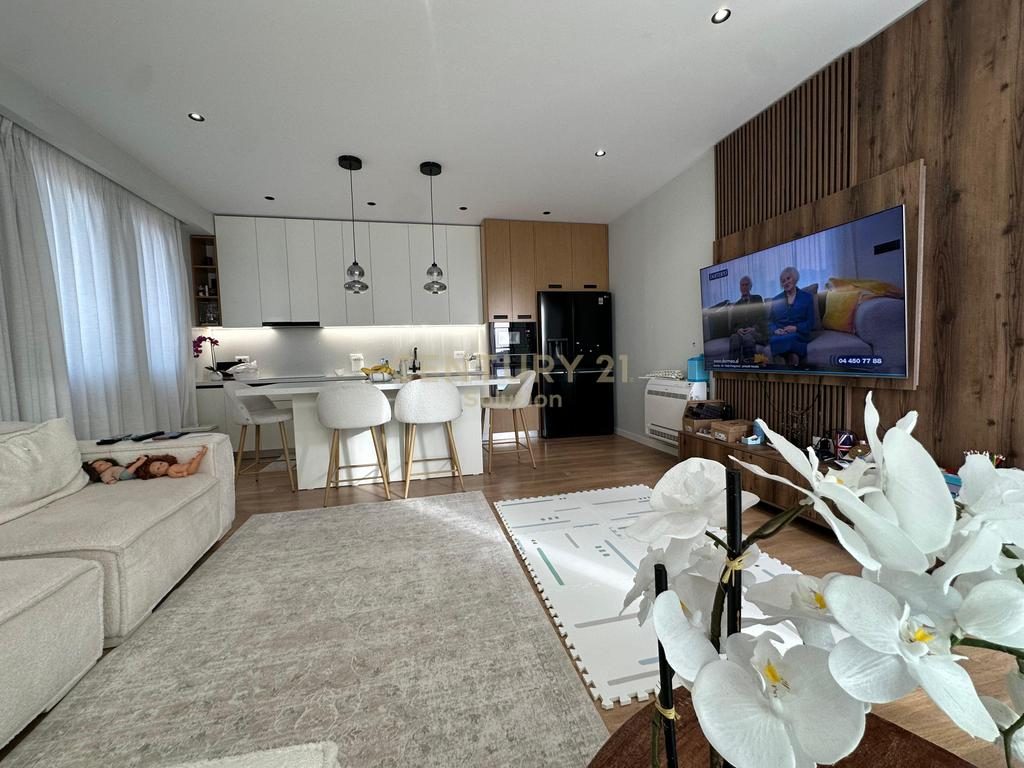 APARTAMENT 2+1+2 PER SHITJE NE ASTIR!