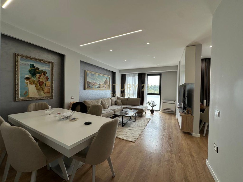 APARTAMENT 2+1+2 PER SHITJE NE ASTIR!