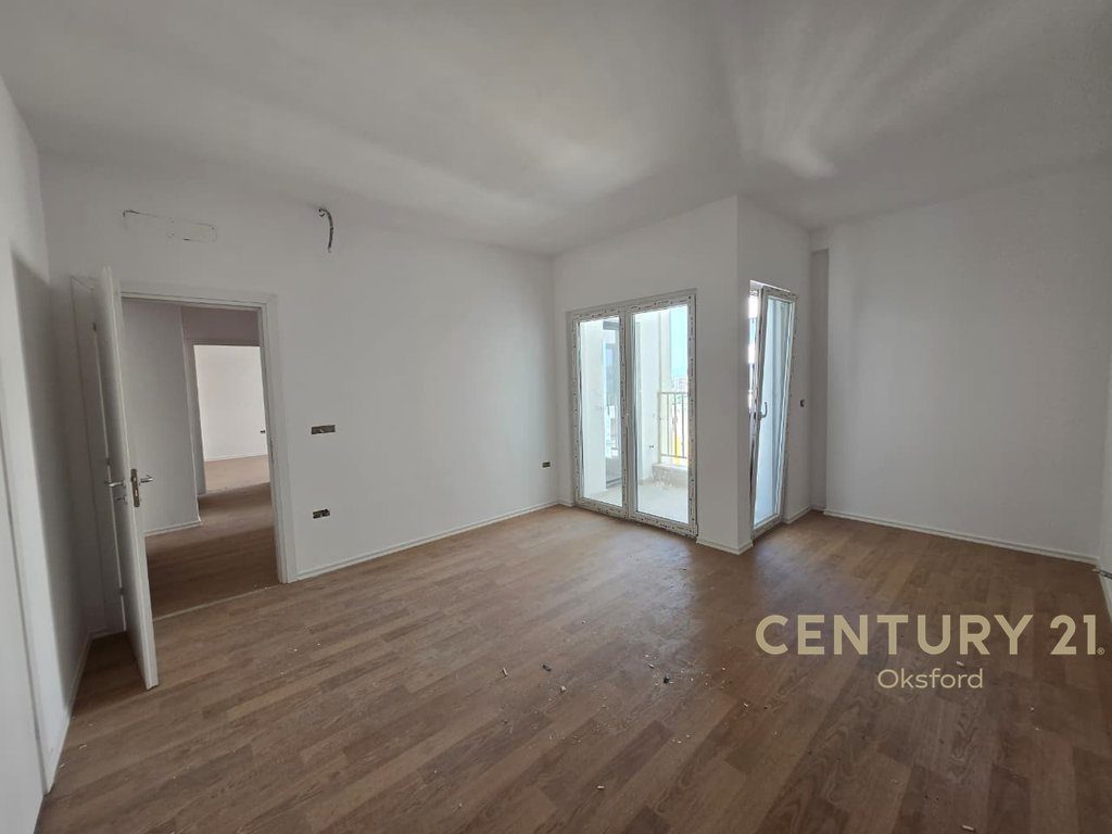 SHITET APARTAMENT 2+1+2 TEK S-Block