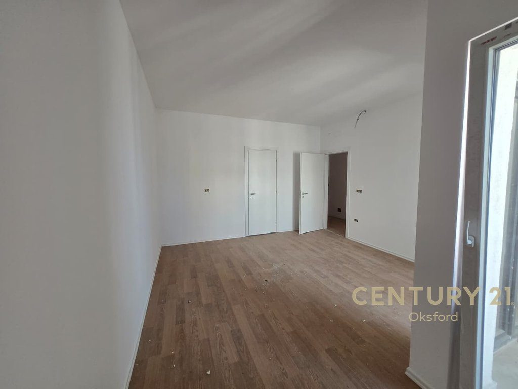 SHITET APARTAMENT 2+1+2 TEK S-Block