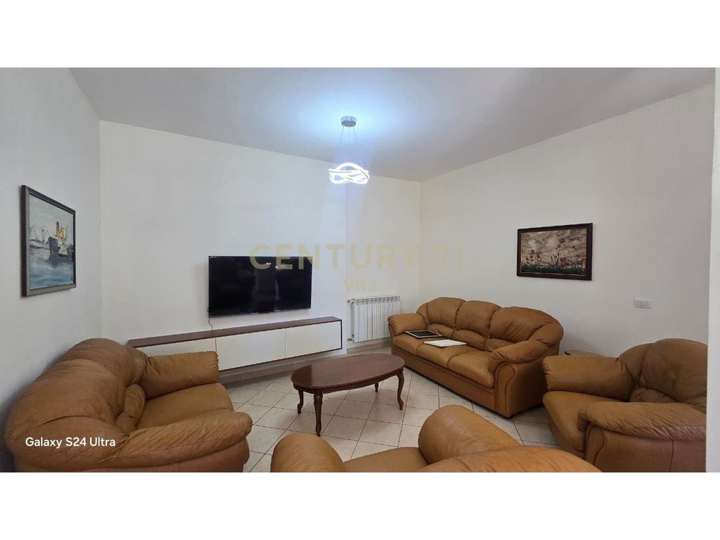 JEPET ME QIRA APARTAMENT 2+1 NE DURRES !!!