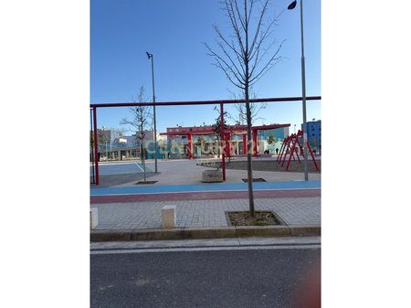 Jepet me qira ambient te stadiumi, Durrës - 200€ | 30 m²