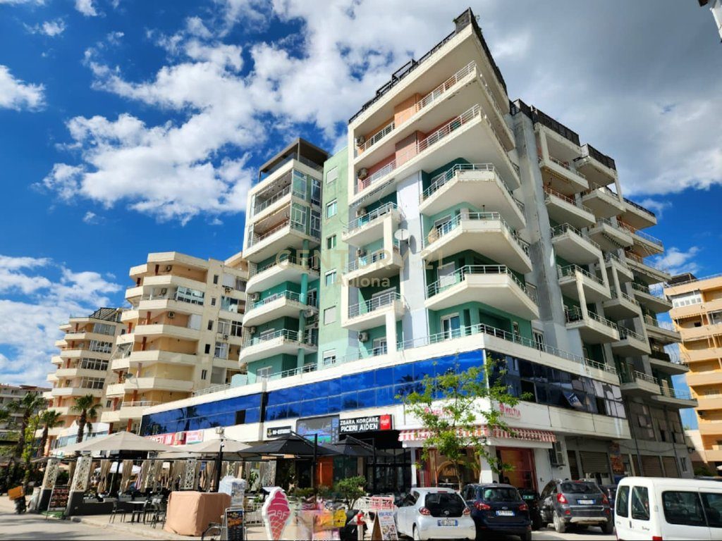Ambient Biznesi për Shitje në Lungomare 1, Vlorë – Pozicion Strategjik në Vijë të Parë me Pamje Deti - Century 21 Albani...
