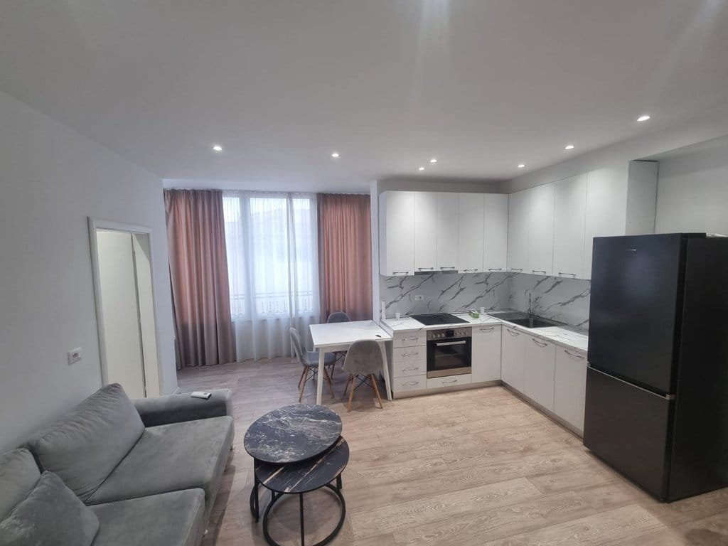 Don Bosko, Apartament me qira perballë Vizion Plus!