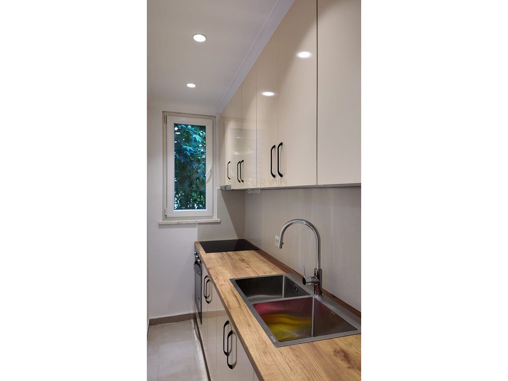 JEPET ME QIRA APARTAMENT 1+1 PRANE XHAMLLIKUT !