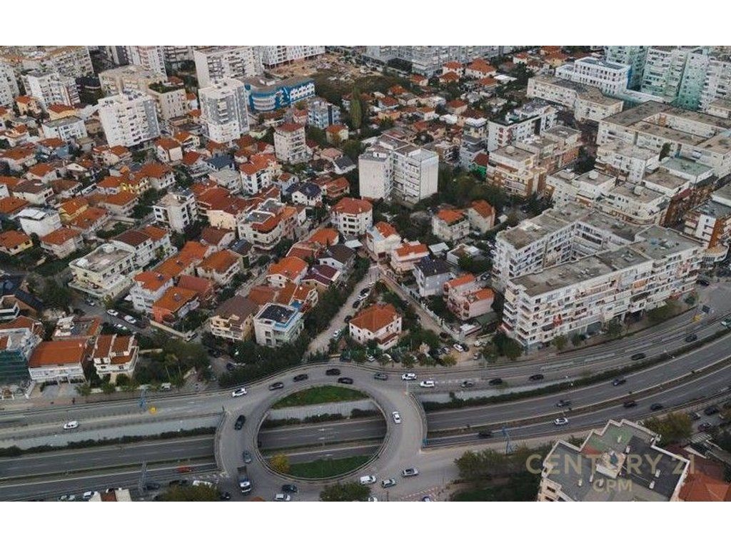 Vilë me qira për biznes tek Vilat e Selitës!
