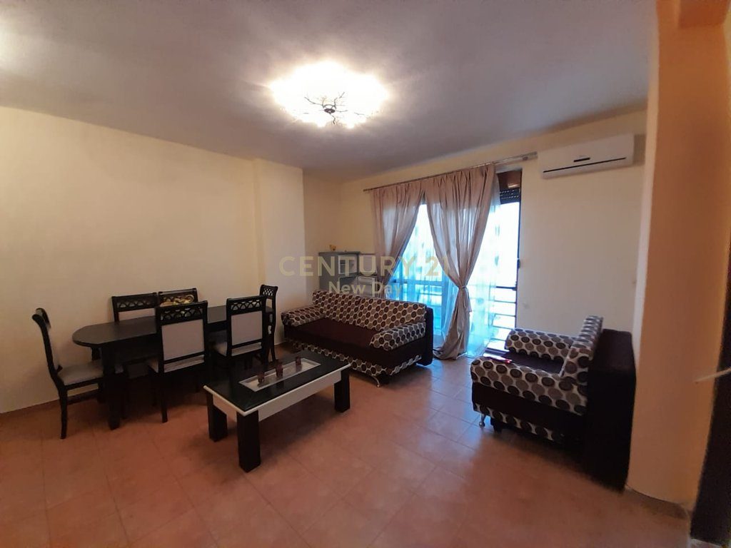 Apartament 1+1 Me Qira në Plazh, Durrës – 350€ | 66 m²
