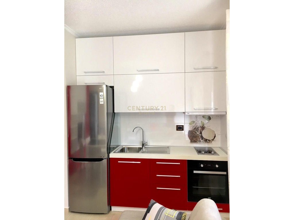 Apartament 1+1 me Qira tek Rruga Eduart Mano, Liqeni i Thate