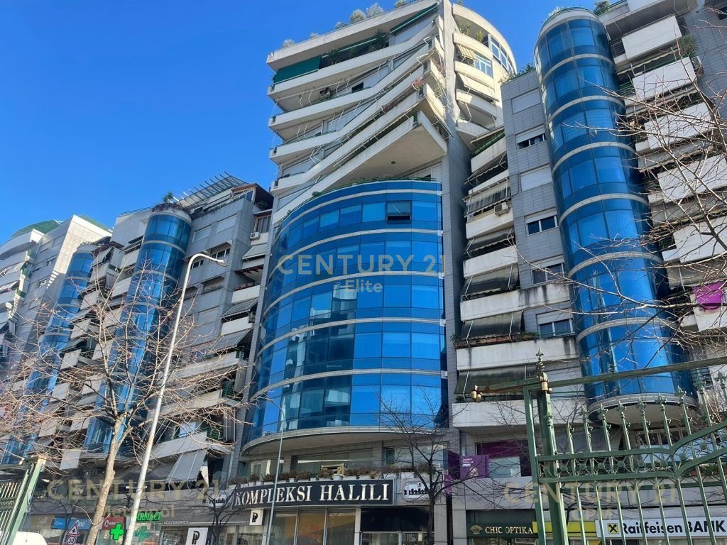 Ambient Komercial Modern me Qira, 290 m², Kompleksi Halili – I Investuar & Gati për Biznes
