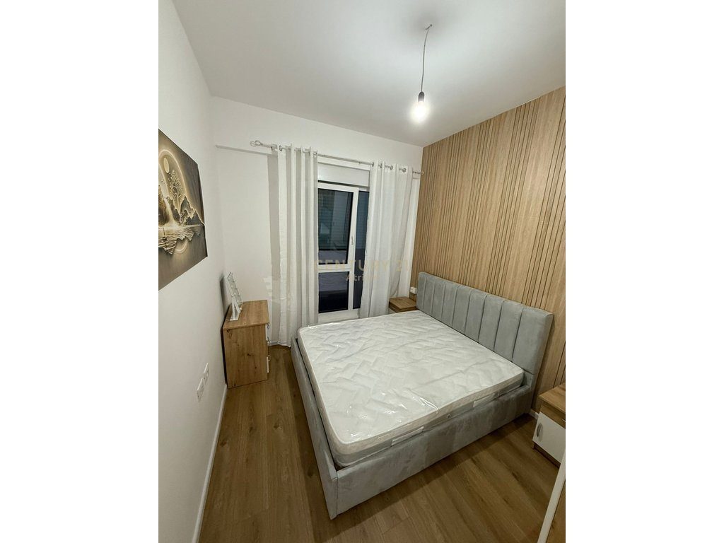 JEPET ME QIRA APARTAMENT 1+1 TEK REZIDENCA OXA NE FRESK!