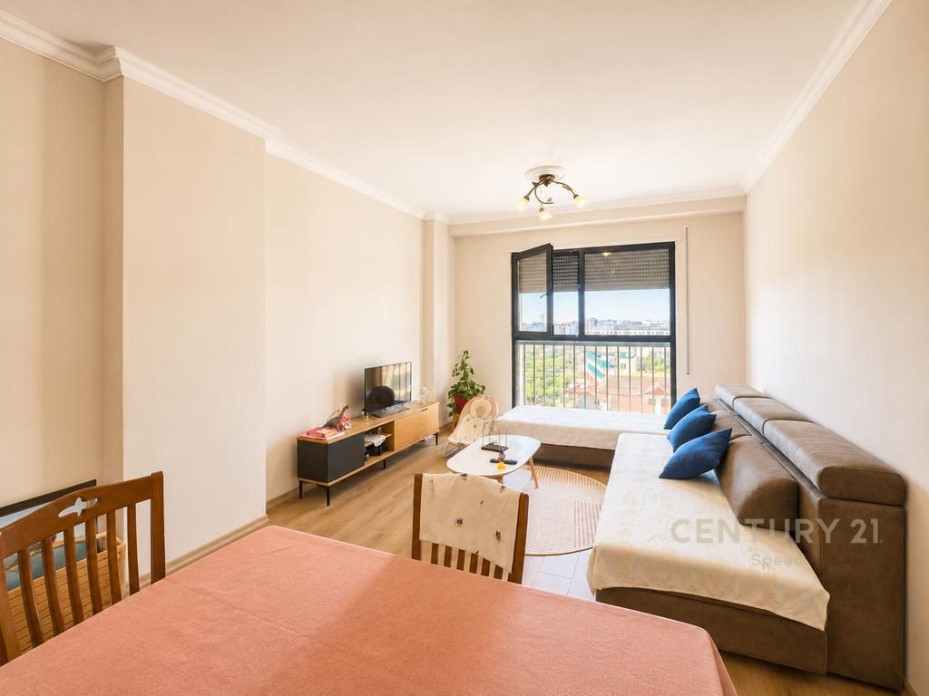 Apartament 2+1+2+post parkimi per Qira tek Bulevardi i ri!