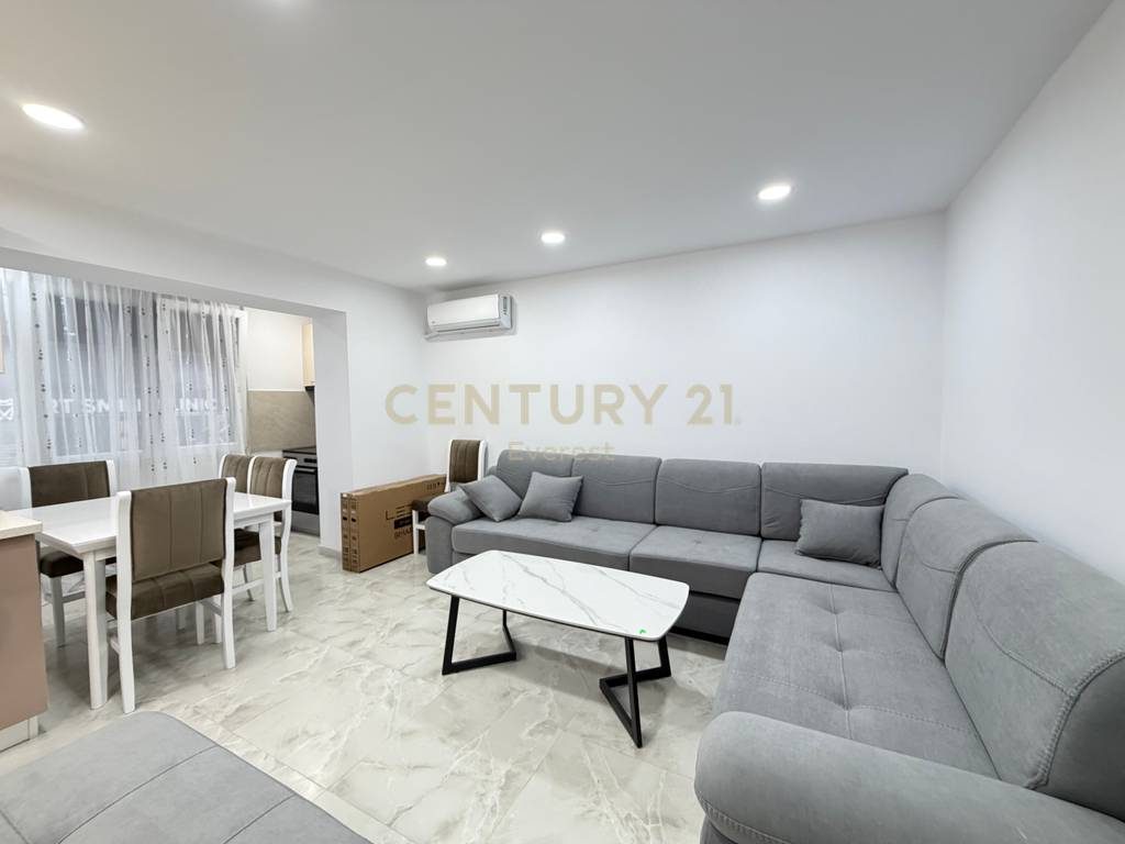 PEDIATRIA, JAPIM APARTAMENT 2+1 ME QERA!