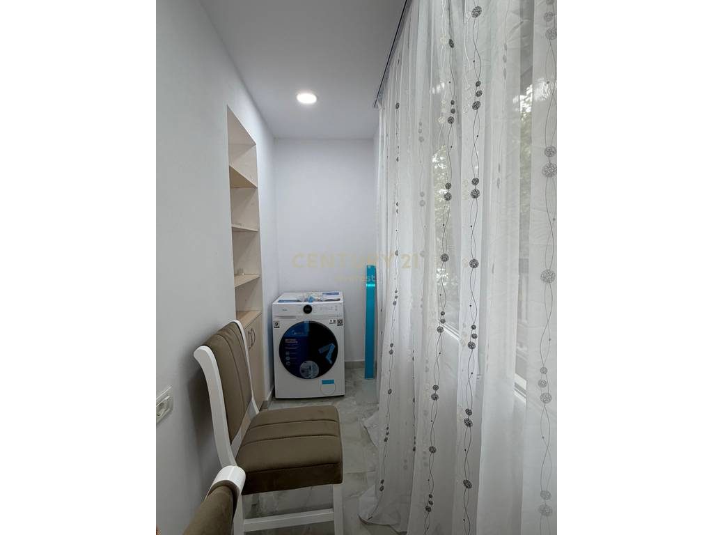PEDIATRIA, JAPIM APARTAMENT 2+1 ME QERA!