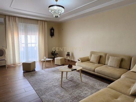 Porti i Durrësit, Shesim apartament 2+1