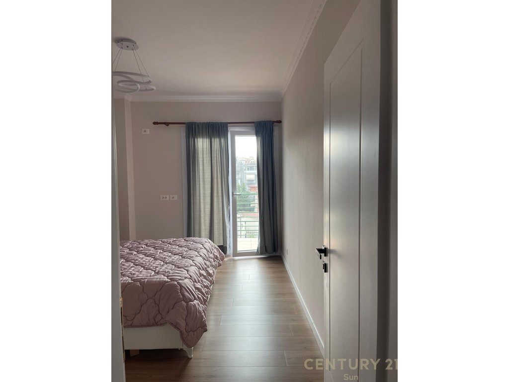JEPET ME QIRA APARTAMENT 2+1+2 NE FRESK!