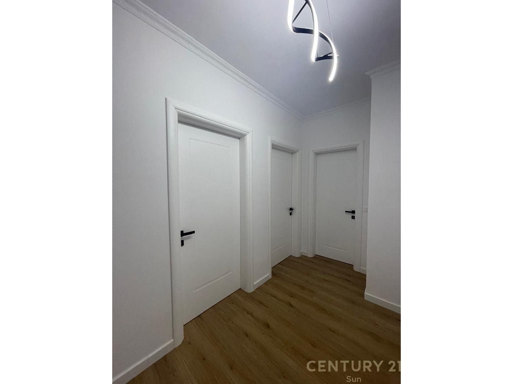 JEPET ME QIRA APARTAMENT 2+1+2 NE FRESK!