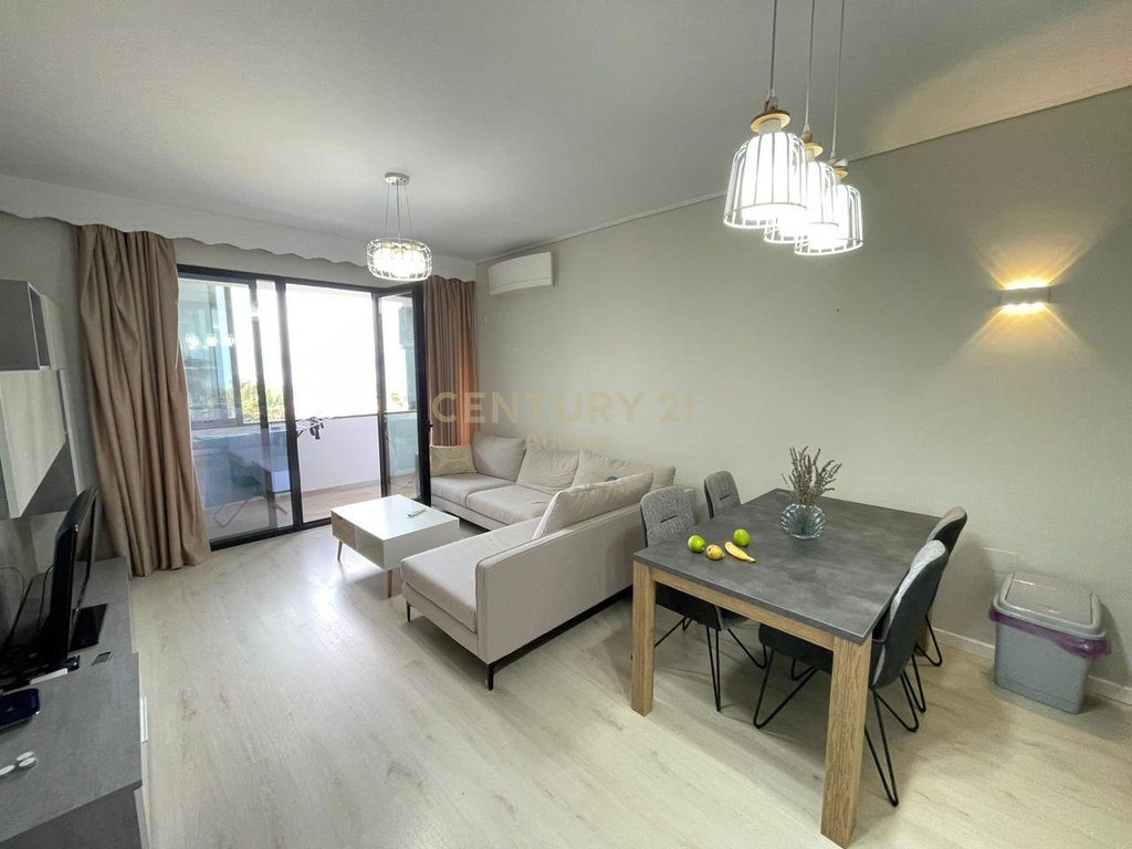 Apartament 2+1+2 Me Qira në Lungomare, Vlorë - 900€ | PRANE VLORA MARINA