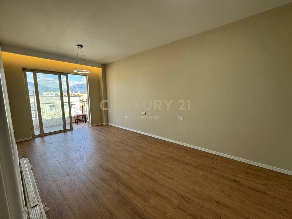 ASTIR, SHESIM APARTAMENT 2+1+2