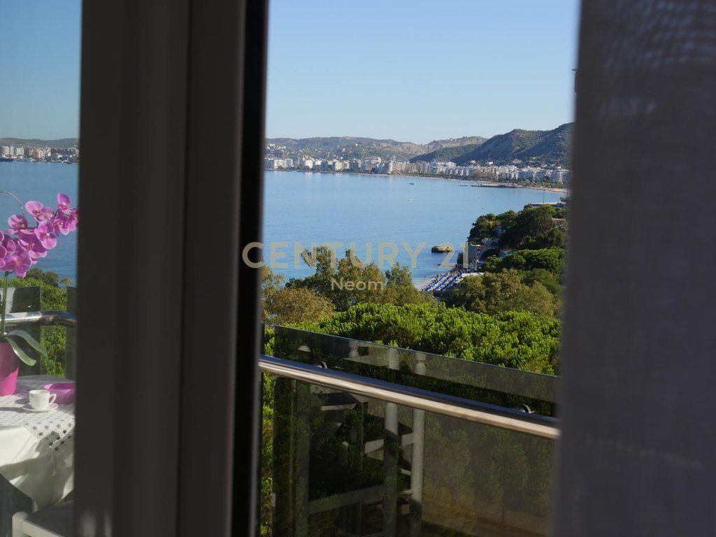 APARTAMENT 2+1 ME QERA NE VLORE