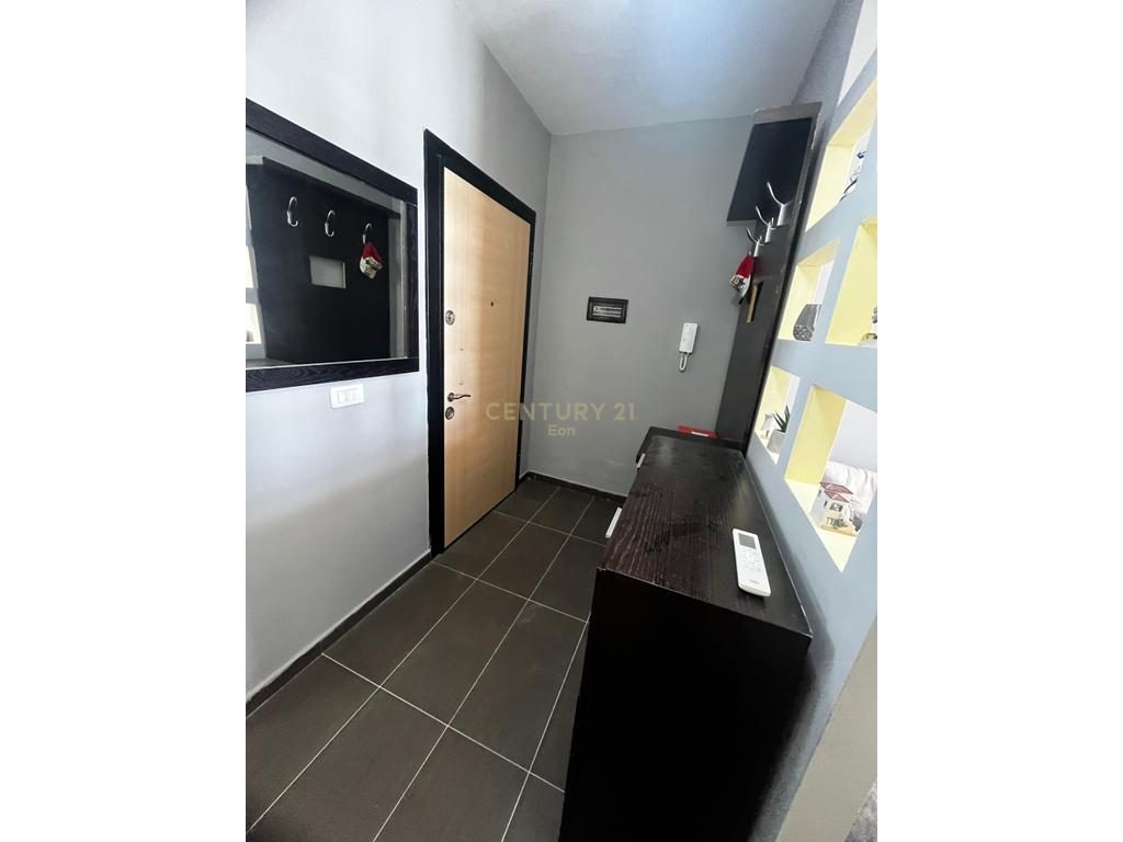 Apartament 2+1 Pamje Deti Për Shitje në Vila e Zogut, Durrës !